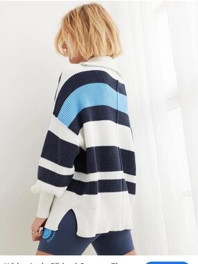 AERIE Beyond Quarter Zip Sweater Medium OVersized Blue White Stripe Coastal